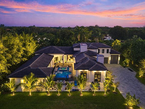 2nd image of 13500 Stirling Road