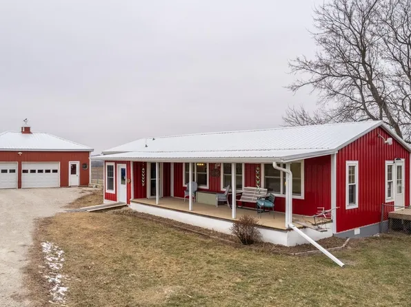 27315 230th St, Preston, MN 55965