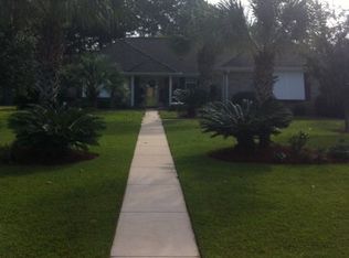 413 Meadow Ln, Foley, AL 36535