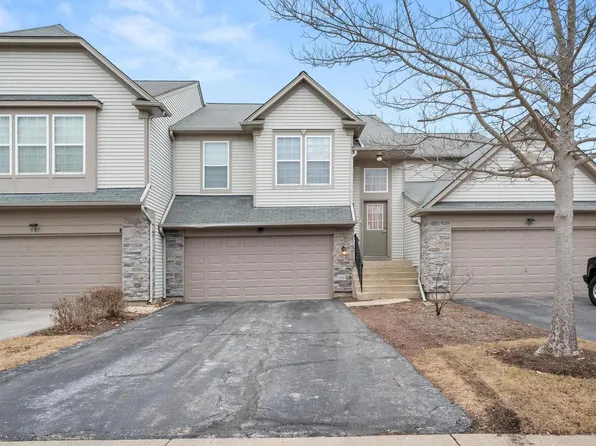 505 Metropolitan St #505, Aurora, IL 60502