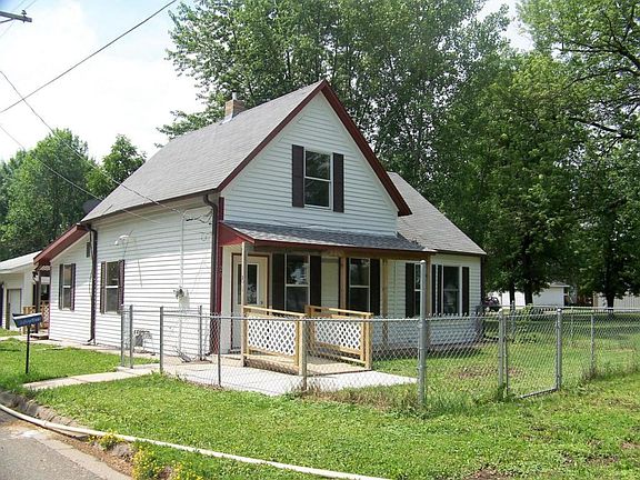 3rd image of 20 W 3rd St