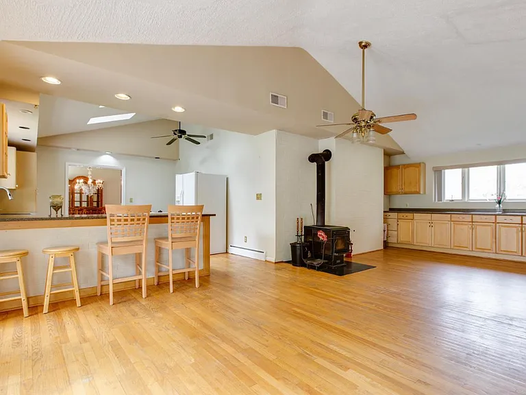 10373 Lombardi Dr — Photo 12