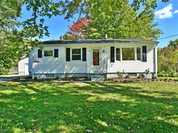 4944 Myrtle Ave, Warren, OH 44483