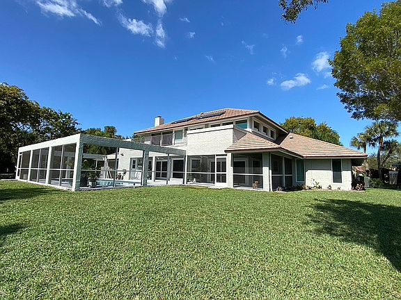 5th image of 10092 Vestal Pl