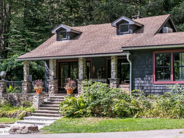 175 Peck Hollow Rd