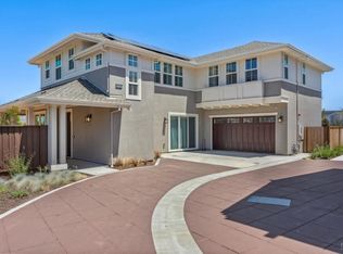1749 Guadalupe St, Petaluma, CA 94952