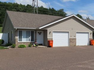 4566 Hartzell Ln APT 3, Eau Claire, WI 54703
