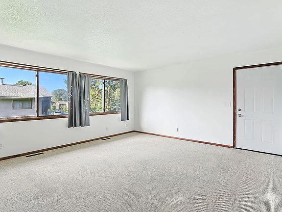 3rd image of 1616 Sloan St #3
