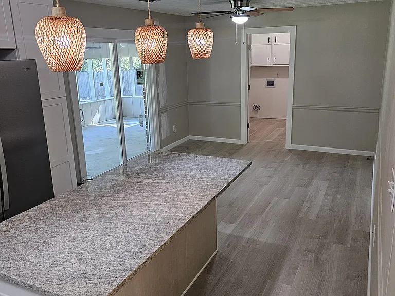 Large dining area. Perfect for entertaining.