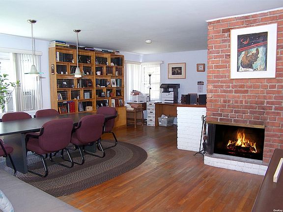 5th image of 82 Eastwood Blvd