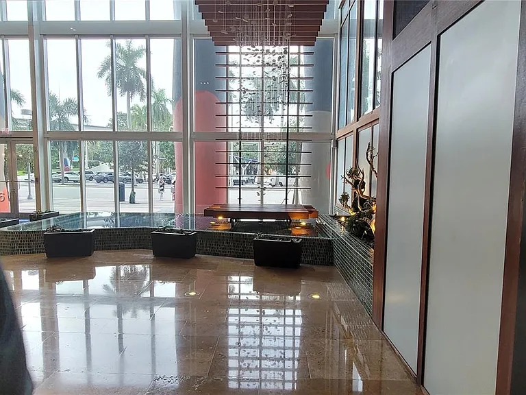 50 Biscayne Blvd #5202 — Photo 50
