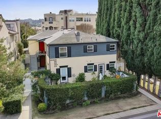 10430 Riverside Dr, Toluca Lake, CA 91602