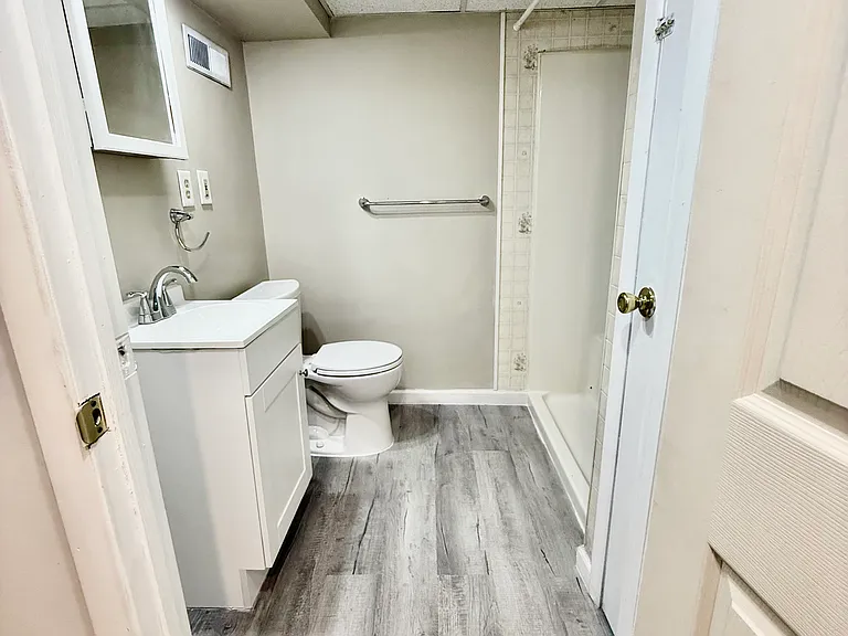 28 Shady Ln — Photo 24