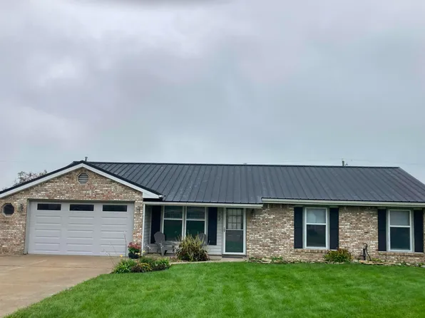 702 Countryside Dr, Ossian, IN 46777