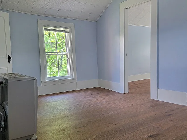 20 E Courtney St #2 — Photo 4