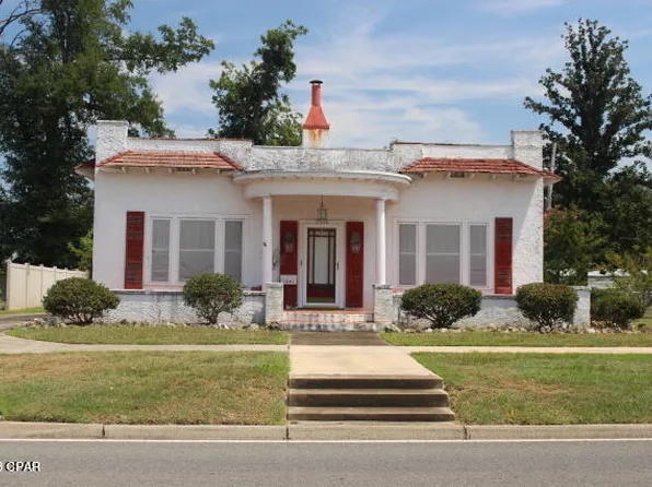 2942 Jefferson St, Marianna, FL 32446
