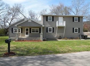 128 Gravitt Rd, Soddy Daisy, TN 37379