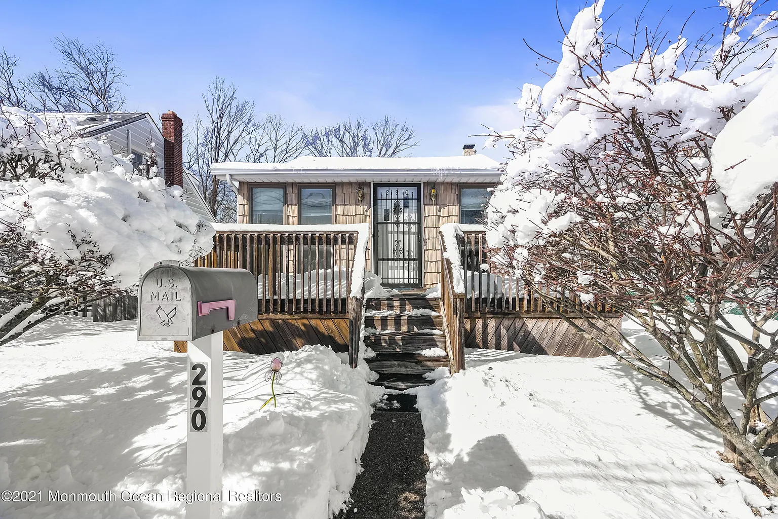290 Washington St photo 1