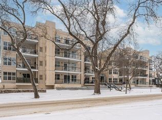 Grandin Court, Edmonton, AB T5K 1L4