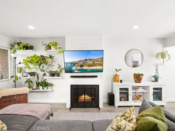 30 Starfish Ct #14, Newport Beach, CA 92663