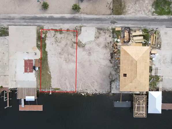 20915 Marina Rd, Perry, FL 32348