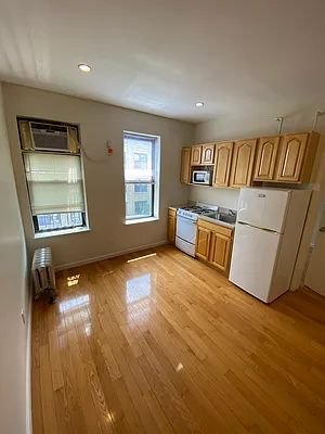 Rented by Level Group | media 9