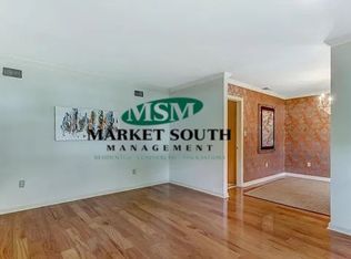 101 E 57th St, Savannah, GA 31405