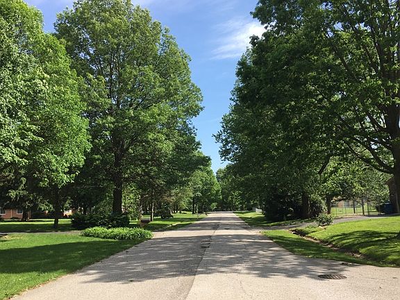 4th image of 9417 Nora Ln