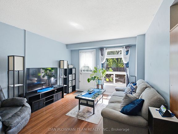 5th image of 960 Glen St #108
