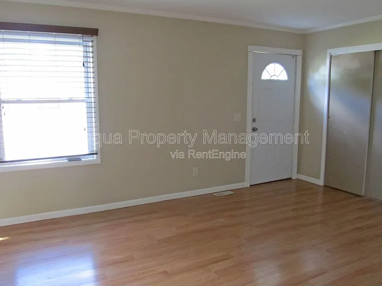 4732 Westfield Ave — Photo 2