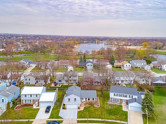 2nd image of 29 Yardley Ln