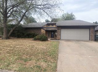 1212 Kingston Ct, Edmond, OK 73034
