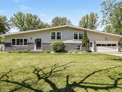 5988 Ponderosa Dr, Stevensville, MI, 49127
