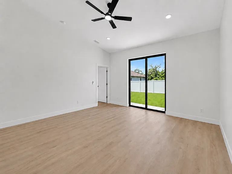 15523 Chamberlain Blvd #15523 — Photo 14