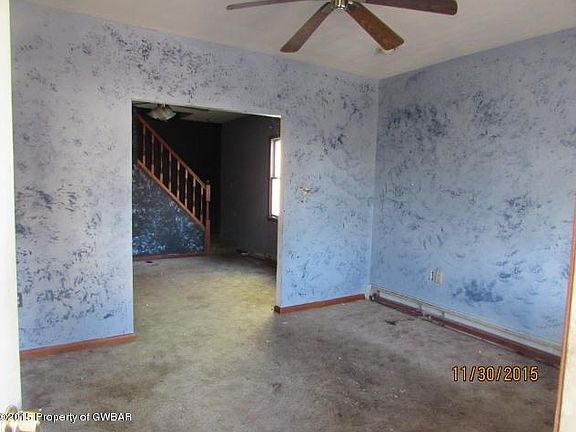 2nd image of 146-148 S Rebecca Ave