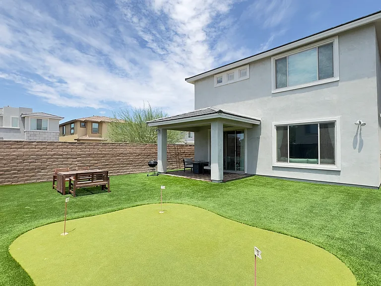 3109 E Louise Dr — Photo 21