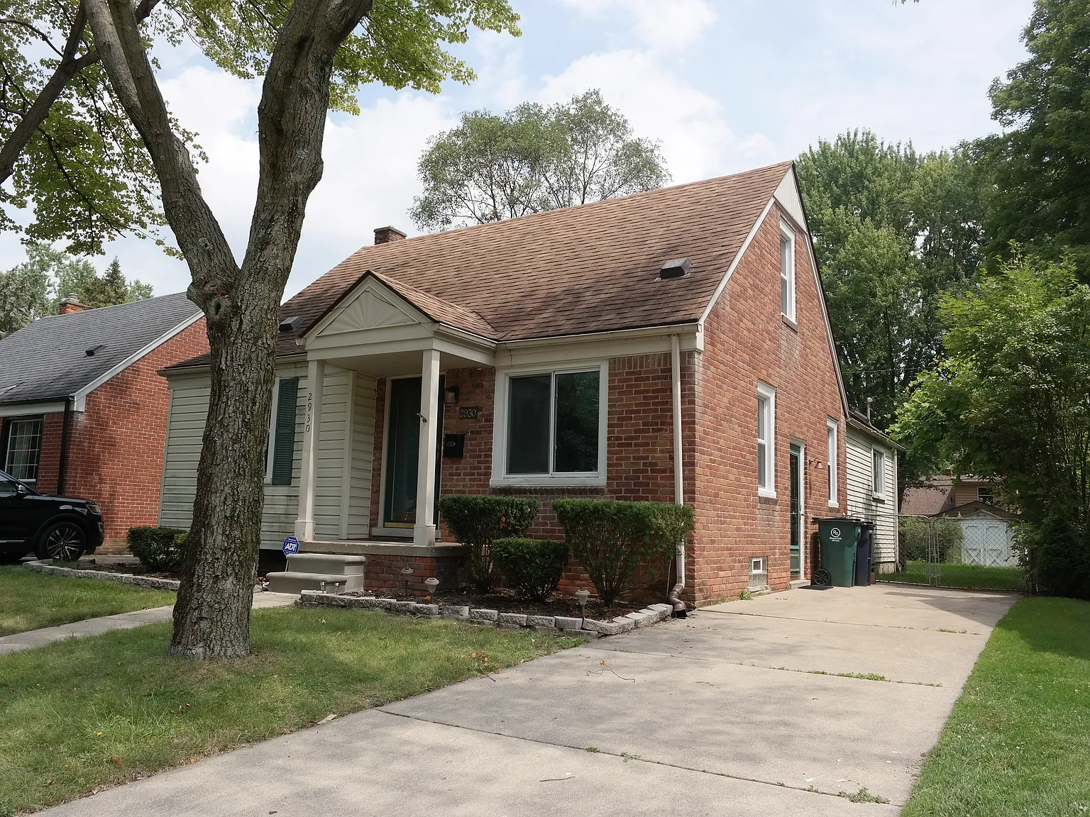 3 bed, 1850 sqft, $2,500 — Photo 2