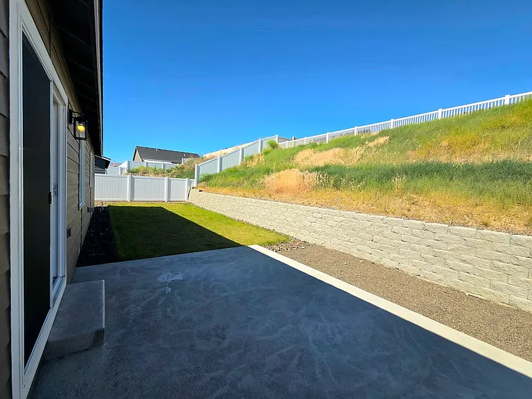 319 S Nevada Ave — Photo 26