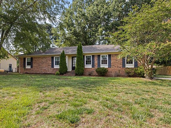 3rd image of 228 Carrie Dr