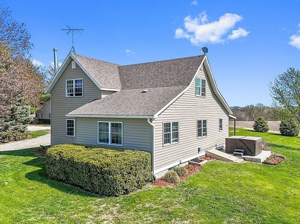 5020 Quail Ave, Monroe, IA 50170
