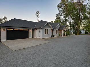 1717 Arbutus Ter, Cowichan Valley, BC V8H 1B7