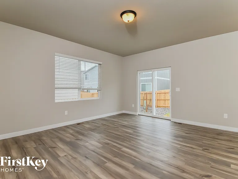 11164 Murrelet Dr — Photo 2