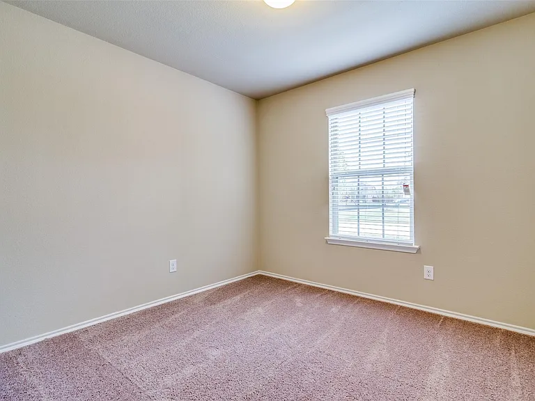 1512 Wild Rye Cir — Photo 19