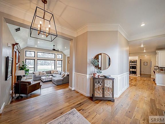 3rd image of 4432 E 318 N