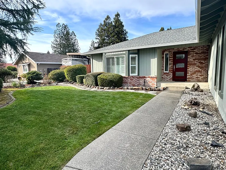 177 Merner Dr — Photo 3