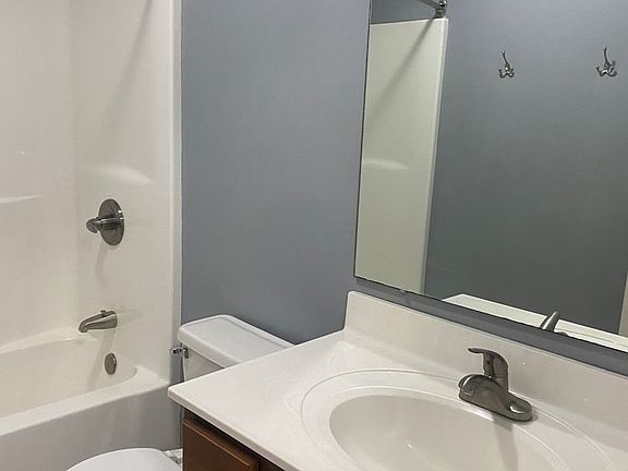 5th image of 24572 Topaz Ln