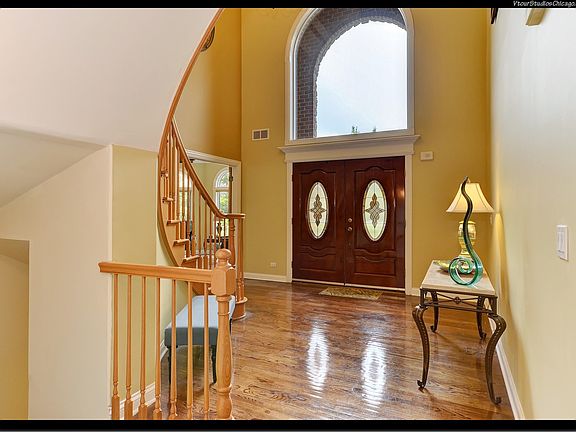4th image of 307 Juliana Ln