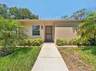 2640 Woodgate Ln #F-6, Sarasota, FL 34231