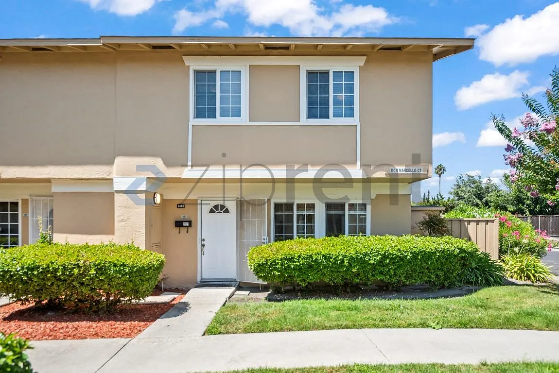 4 bed, 2.5 bath, 1439 sqft, $4,345 — Photo 2