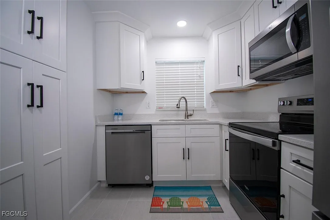 2 bed, 2.0 bath, 820 sqft, $1,490 — Photo 4